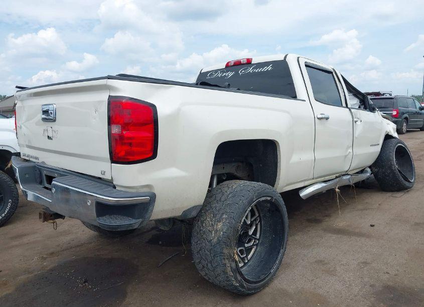 Photo 4 of 2014 Chevrolet Silverado 1500 1LT (VIN 3GCUKREC0EG401182)