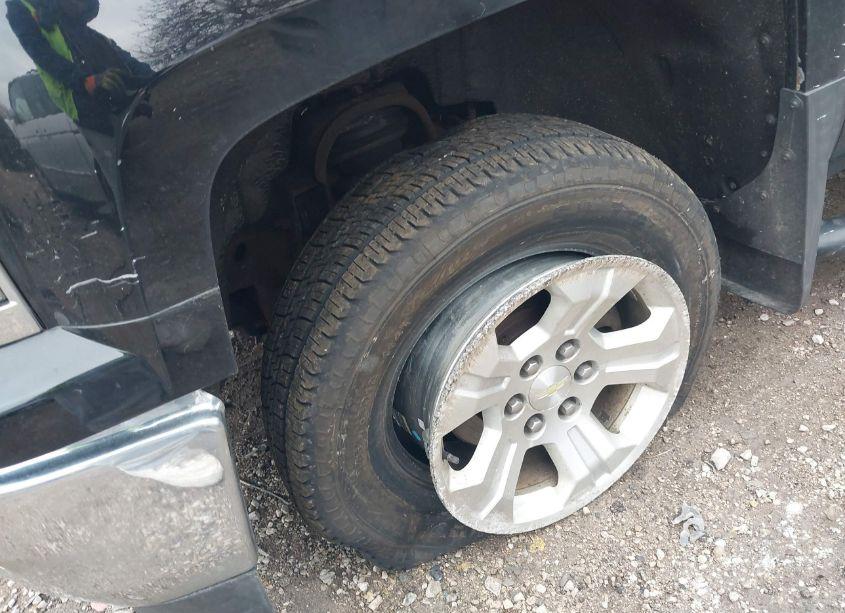 Photo 18 of 2014 Chevrolet Silverado 1500 2LT (VIN 3GCUKREC0EG412506)