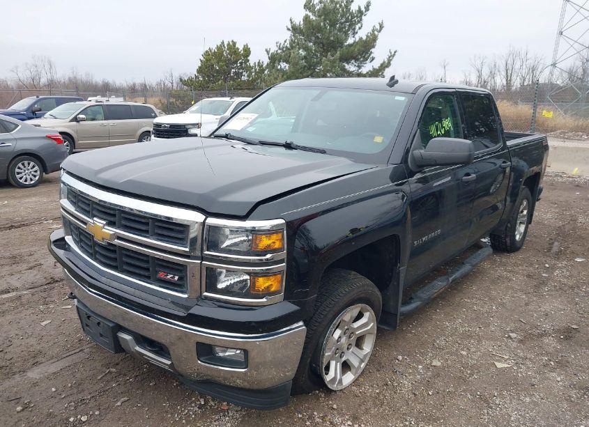 Photo 2 of 2014 Chevrolet Silverado 1500 2LT (VIN 3GCUKREC0EG412506)