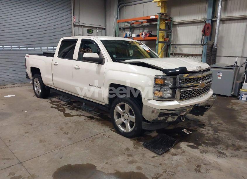 2014 Chevrolet Silverado 1500 1LT (VIN 3GCUKREC0EG560641) main photo