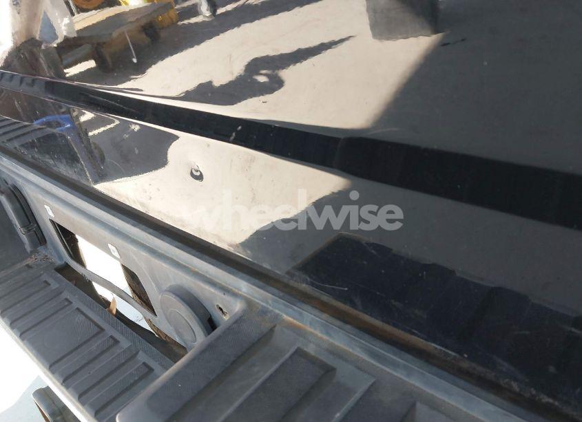 Photo 19 of 2015 Chevrolet Silverado 1500 1LT (VIN 3GCUKREC0FG116998)