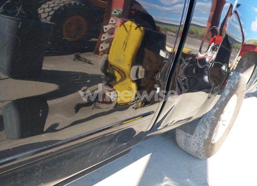 Photo 21 of 2015 Chevrolet Silverado 1500 1LT (VIN 3GCUKREC0FG116998)