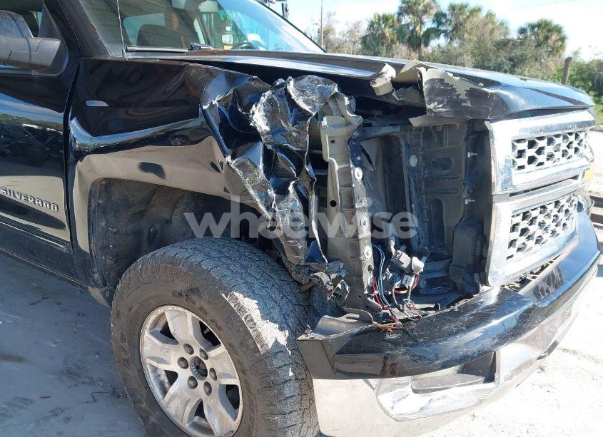 Photo 6 of 2015 Chevrolet Silverado 1500 1LT (VIN 3GCUKREC0FG116998)