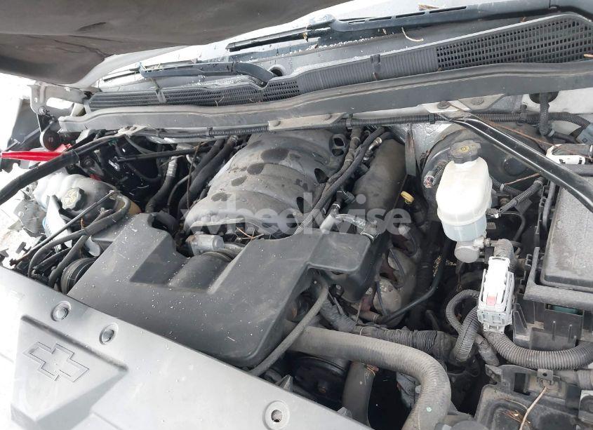 Photo 10 of 2015 Chevrolet Silverado 1500 1LT (VIN 3GCUKREC0FG117150)