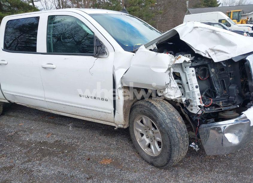 Photo 17 of 2015 Chevrolet Silverado 1500 1LT (VIN 3GCUKREC0FG117150)