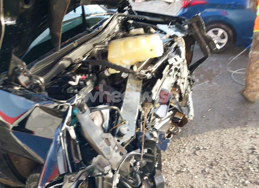 Photo 6 of 2015 Chevrolet Silverado 1500 1LT (VIN 3GCUKREC0FG128651)