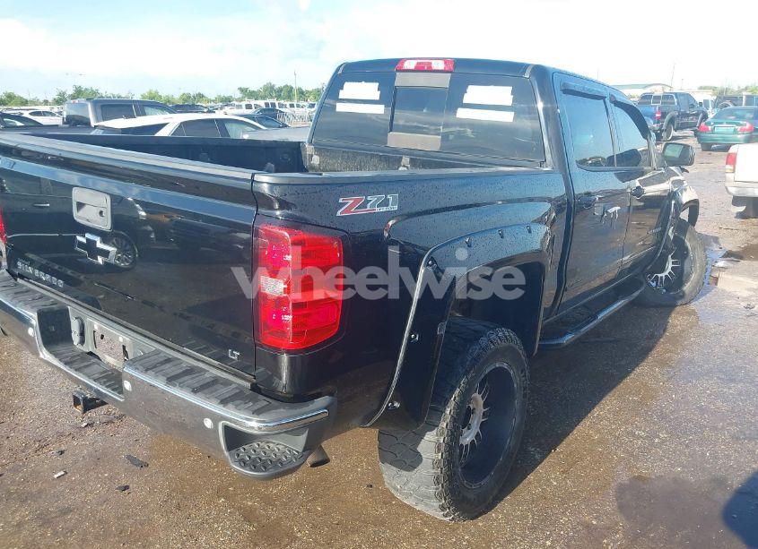 Photo 4 of 2015 Chevrolet Silverado 1500 2LT (VIN 3GCUKREC0FG137544)