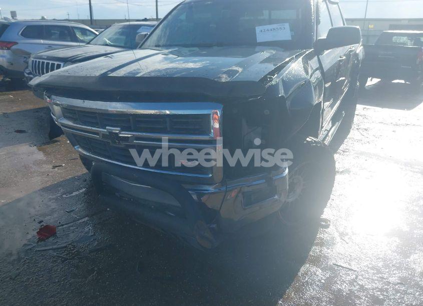 Photo 6 of 2015 Chevrolet Silverado 1500 2LT (VIN 3GCUKREC0FG137544)