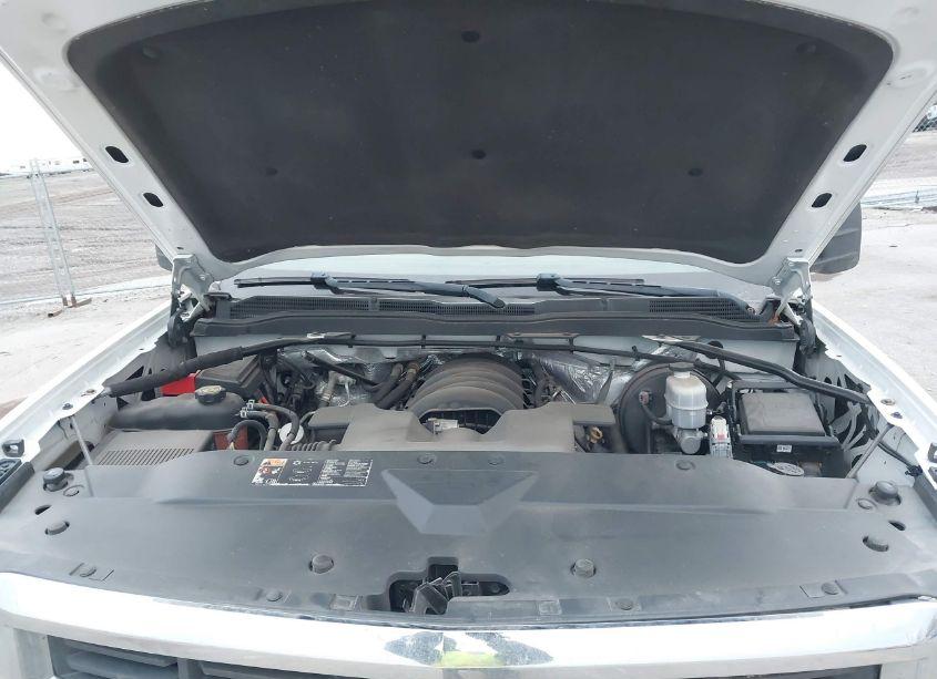 Photo 10 of 2015 Chevrolet Silverado 1500 2LT (VIN 3GCUKREC0FG267016)