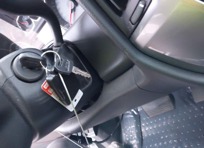 Photo 11 of 2015 Chevrolet Silverado 1500 2LT (VIN 3GCUKREC0FG267016)