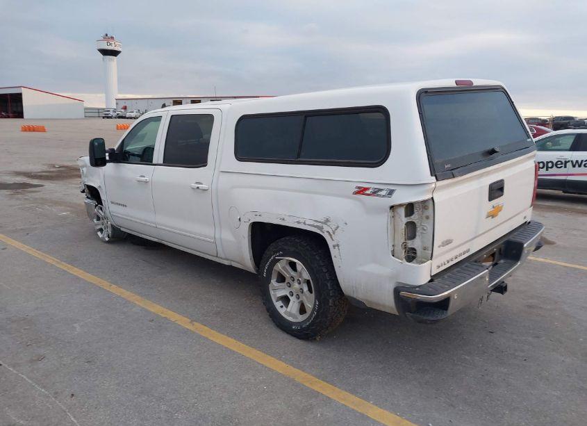 Photo 3 of 2015 Chevrolet Silverado 1500 2LT (VIN 3GCUKREC0FG267016)