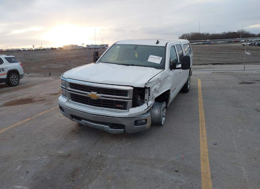 Photo 6 of 2015 Chevrolet Silverado 1500 2LT (VIN 3GCUKREC0FG267016)