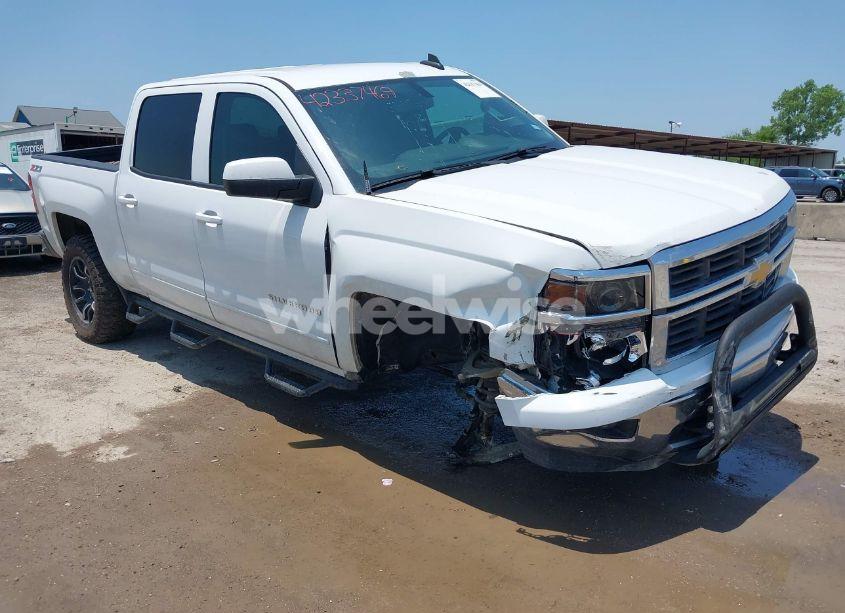 2015 Chevrolet Silverado 1500 2LT (VIN 3GCUKREC0FG303156) main photo