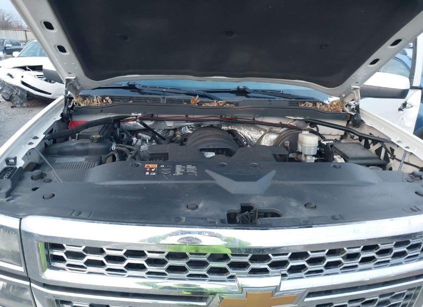 Photo 10 of 2015 Chevrolet Silverado 1500 1LT (VIN 3GCUKREC0FG363826)