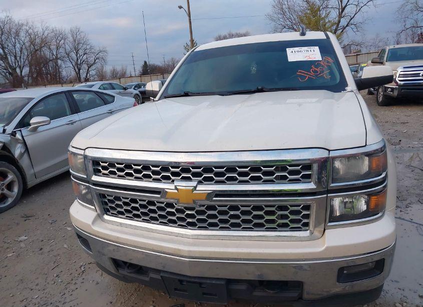 Photo 12 of 2015 Chevrolet Silverado 1500 1LT (VIN 3GCUKREC0FG363826)