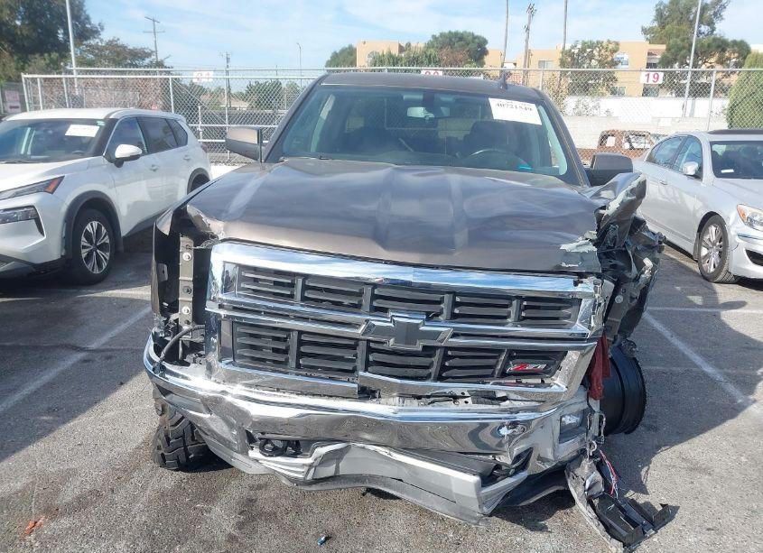 Photo 12 of 2015 Chevrolet Silverado 1500 2LT (VIN 3GCUKREC0FG404049)