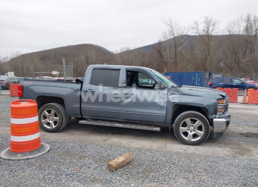 Photo 13 of 2015 Chevrolet Silverado 1500 1LT (VIN 3GCUKREC0FG487269)