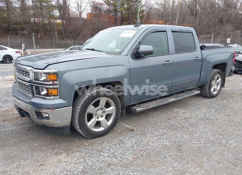 Photo 2 of 2015 Chevrolet Silverado 1500 1LT (VIN 3GCUKREC0FG487269)