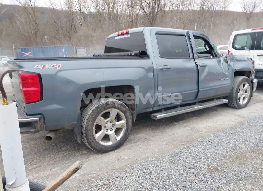 Photo 4 of 2015 Chevrolet Silverado 1500 1LT (VIN 3GCUKREC0FG487269)