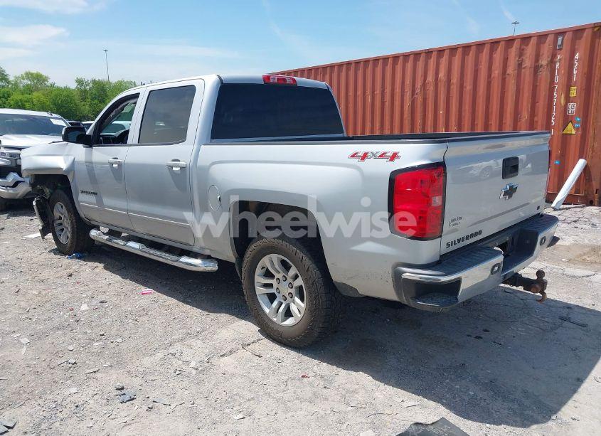 Photo 3 of 2015 Chevrolet Silverado 1500 1LT (VIN 3GCUKREC0FG537748)