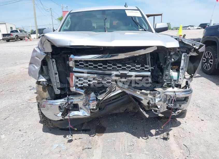 Photo 6 of 2015 Chevrolet Silverado 1500 1LT (VIN 3GCUKREC0FG537748)