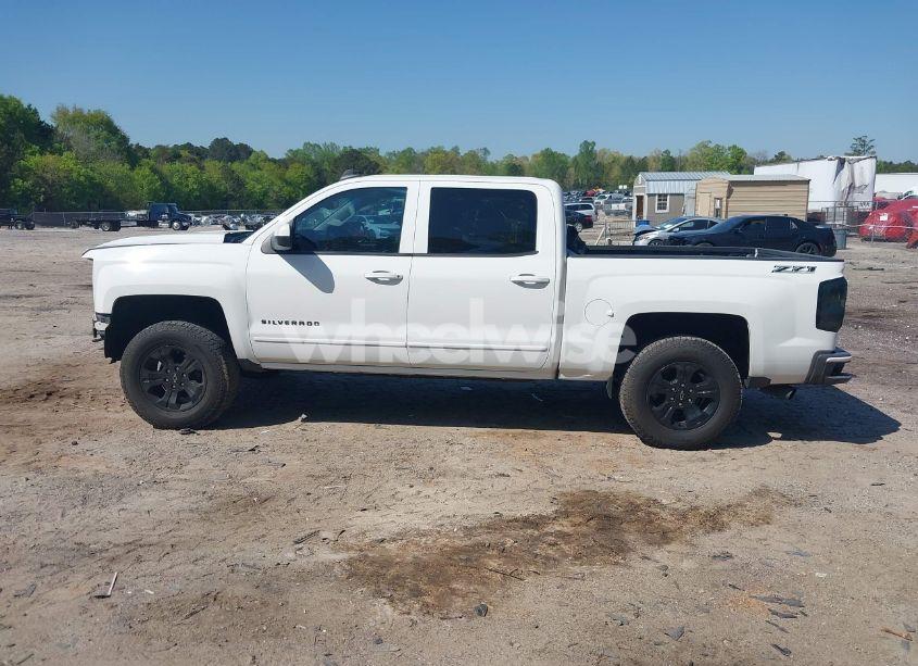 Photo 15 of 2016 Chevrolet Silverado 1500 2LT (VIN 3GCUKREC0GG103461)