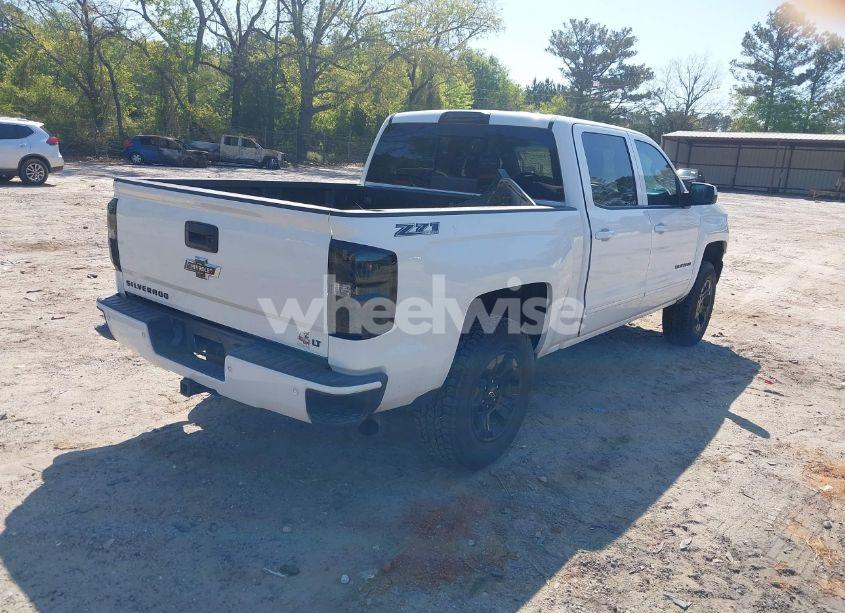 Photo 4 of 2016 Chevrolet Silverado 1500 2LT (VIN 3GCUKREC0GG103461)