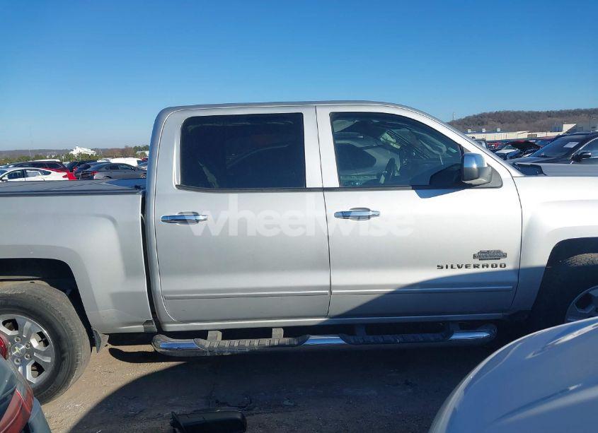 Photo 14 of 2016 Chevrolet Silverado 1500 2LT (VIN 3GCUKREC0GG111639)