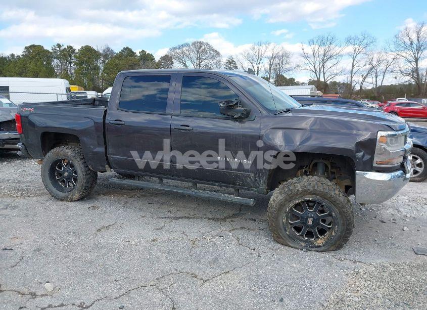 Photo 13 of 2016 Chevrolet Silverado 1500 1LT (VIN 3GCUKREC0GG127890)