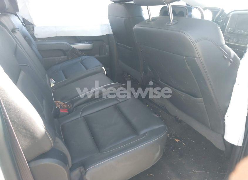 Photo 8 of 2016 Chevrolet Silverado 1500 2LT (VIN 3GCUKREC0GG131034)