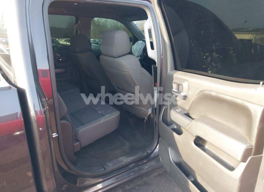 Photo 8 of 2016 Chevrolet Silverado 1500 1LT (VIN 3GCUKREC0GG133754)