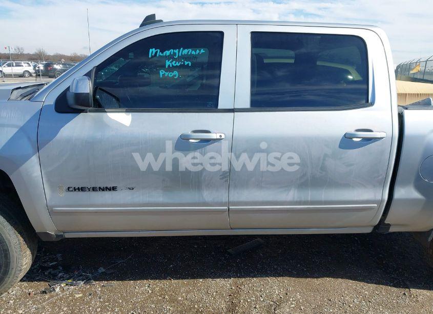 Photo 14 of 2016 Chevrolet Silverado 1500 2LT (VIN 3GCUKREC0GG150134)