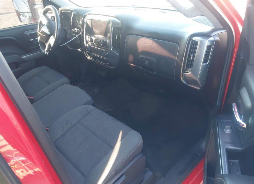 Photo 5 of 2016 Chevrolet Silverado 1500 1LT (VIN 3GCUKREC0GG156483)