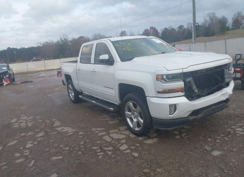 2016 Chevrolet Silverado 1500 2LT (VIN 3GCUKREC0GG177849) main photo