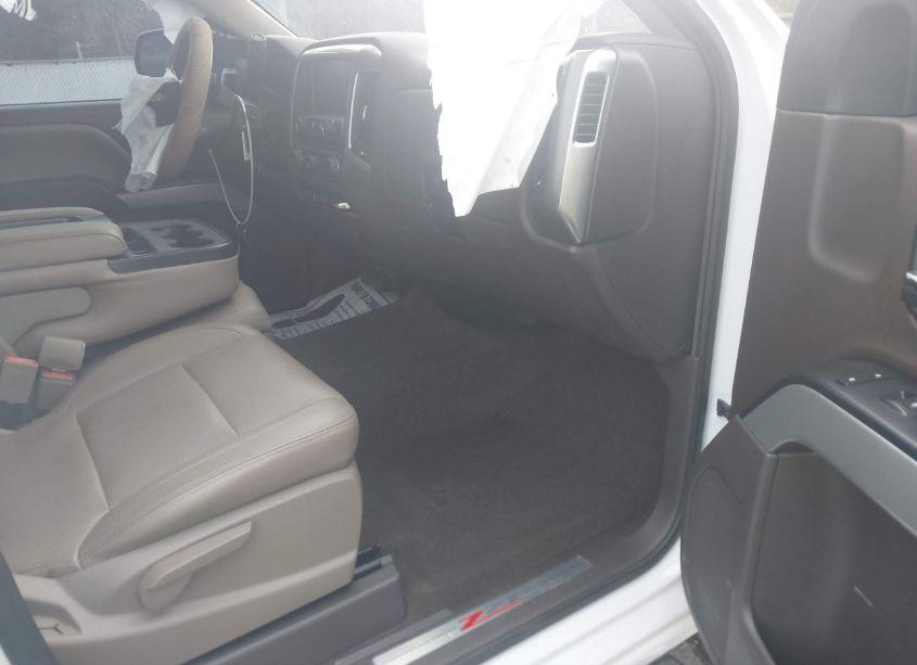 Photo 5 of 2016 Chevrolet Silverado 1500 2LT (VIN 3GCUKREC0GG177849)