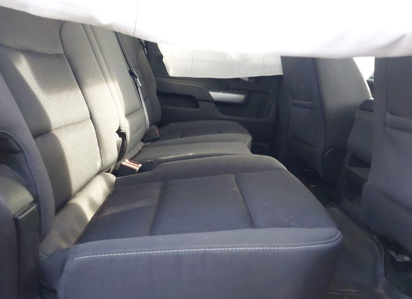 Photo 8 of 2016 Chevrolet Silverado 1500 1LT/2LT (VIN 3GCUKREC0GG262304)