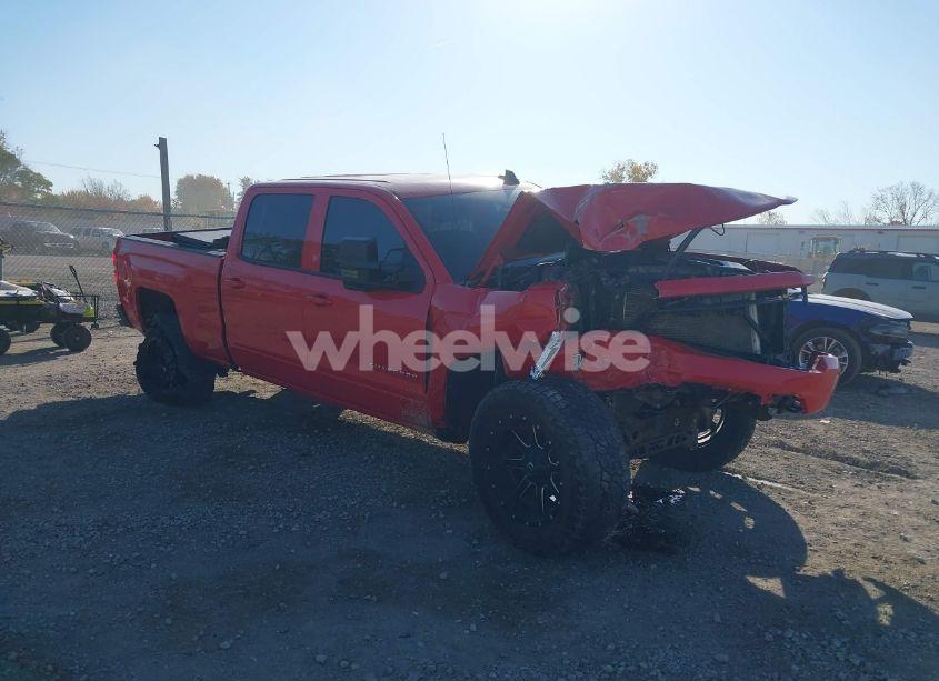 2016 Chevrolet Silverado 1500 2LT (VIN 3GCUKREC0GG275201) main photo