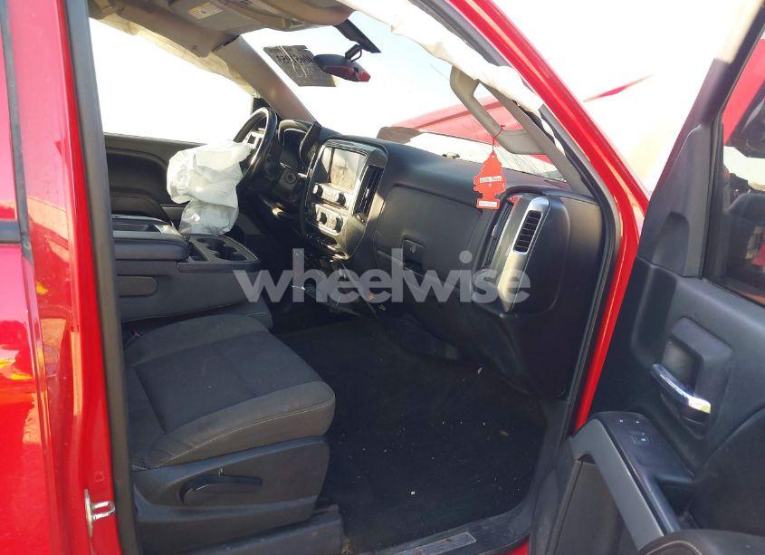 Photo 5 of 2016 Chevrolet Silverado 1500 2LT (VIN 3GCUKREC0GG275201)