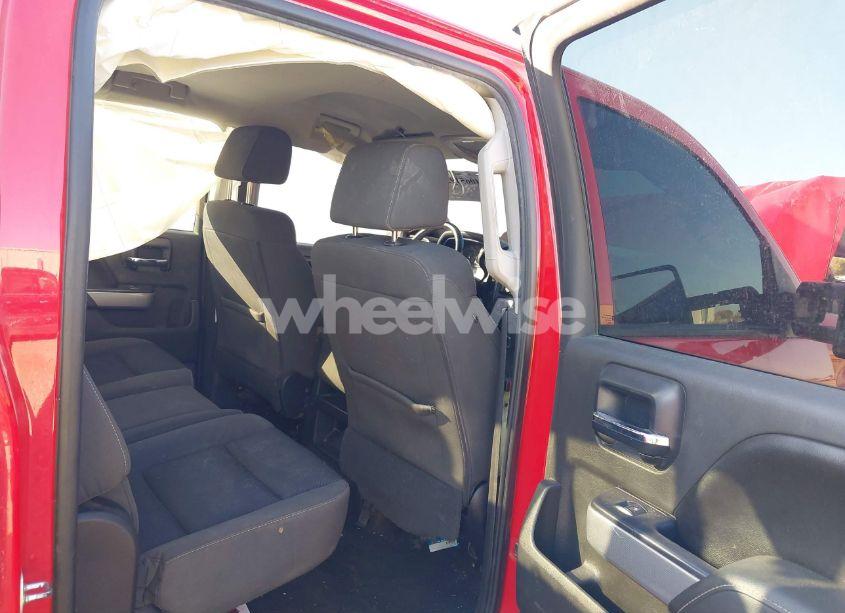 Photo 8 of 2016 Chevrolet Silverado 1500 2LT (VIN 3GCUKREC0GG275201)