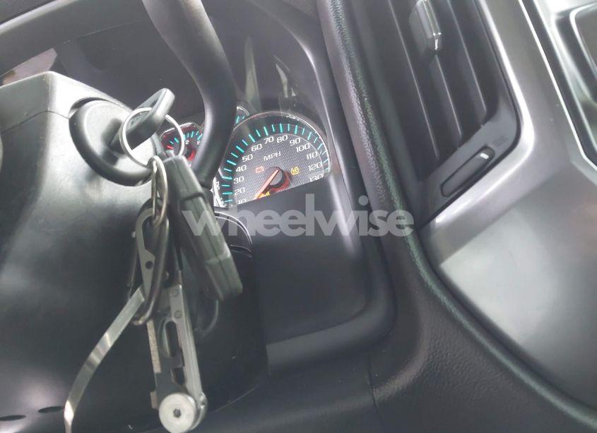 Photo 11 of 2016 Chevrolet Silverado 1500 2LT (VIN 3GCUKREC0GG312117)