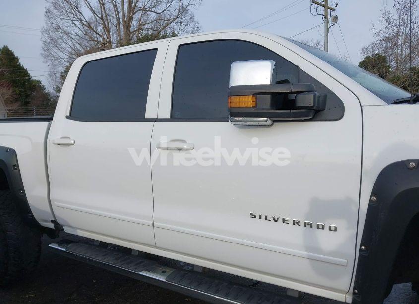 Photo 13 of 2016 Chevrolet Silverado 1500 2LT (VIN 3GCUKREC0GG312117)