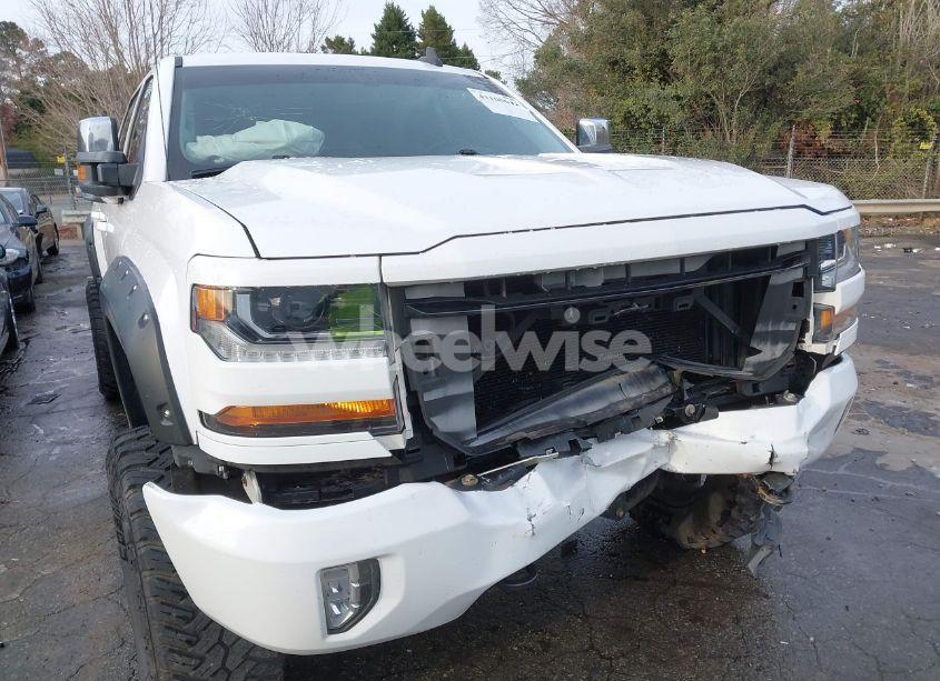 Photo 6 of 2016 Chevrolet Silverado 1500 2LT (VIN 3GCUKREC0GG312117)