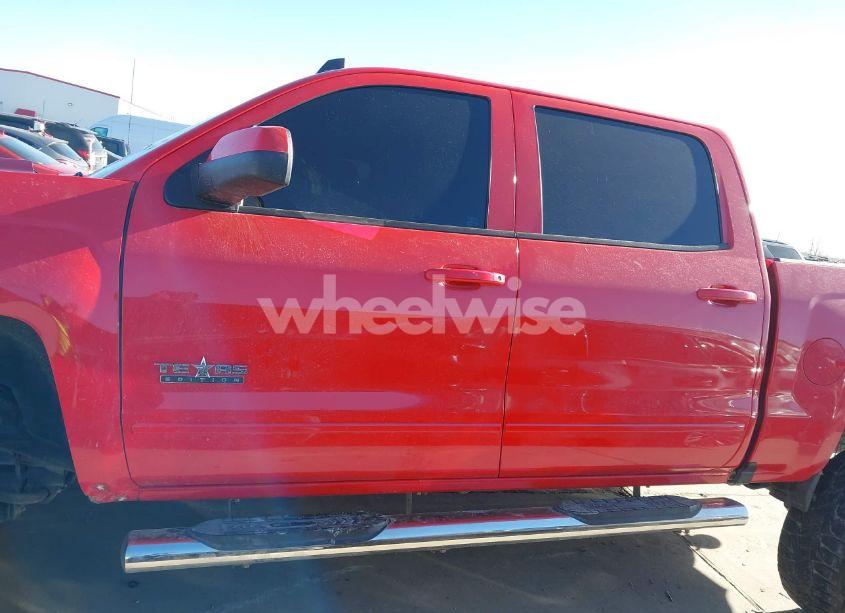 Photo 14 of 2016 Chevrolet Silverado 1500 2LT (VIN 3GCUKREC0GG358644)