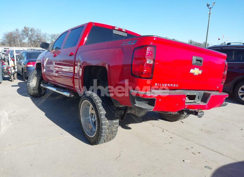 Photo 3 of 2016 Chevrolet Silverado 1500 2LT (VIN 3GCUKREC0GG358644)