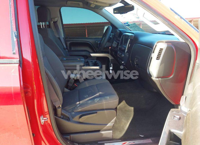 Photo 5 of 2016 Chevrolet Silverado 1500 2LT (VIN 3GCUKREC0GG358644)