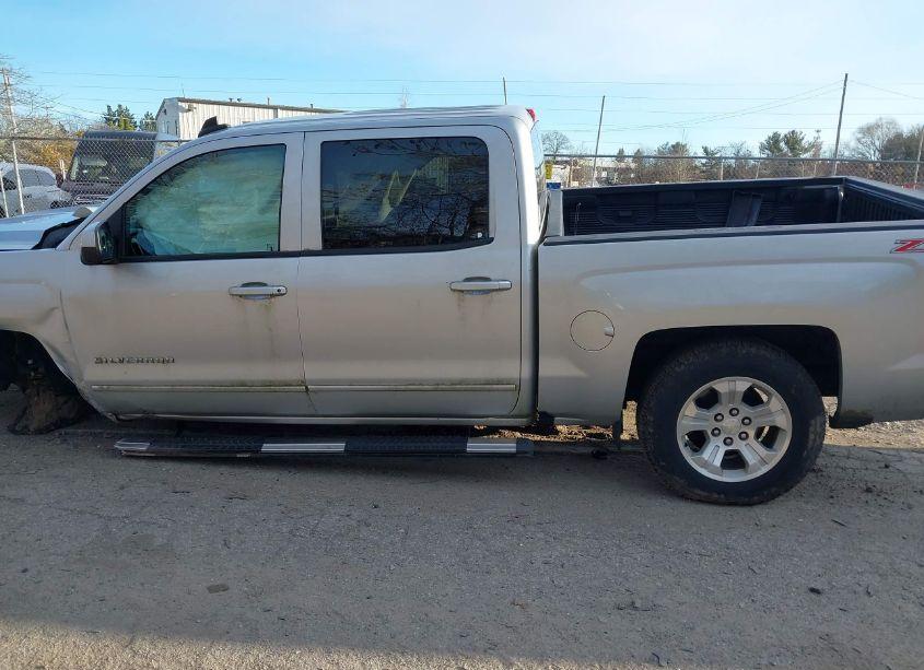 Photo 14 of 2016 Chevrolet Silverado 1500 2LT (VIN 3GCUKREC0GG380059)