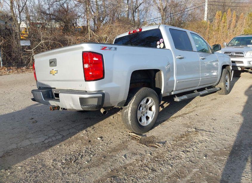 Photo 4 of 2016 Chevrolet Silverado 1500 2LT (VIN 3GCUKREC0GG380059)