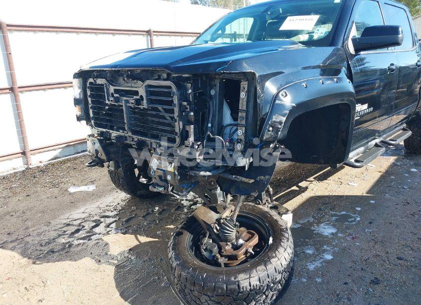 Photo 6 of 2017 Chevrolet Silverado 1500 2LT (VIN 3GCUKREC0HG210396)