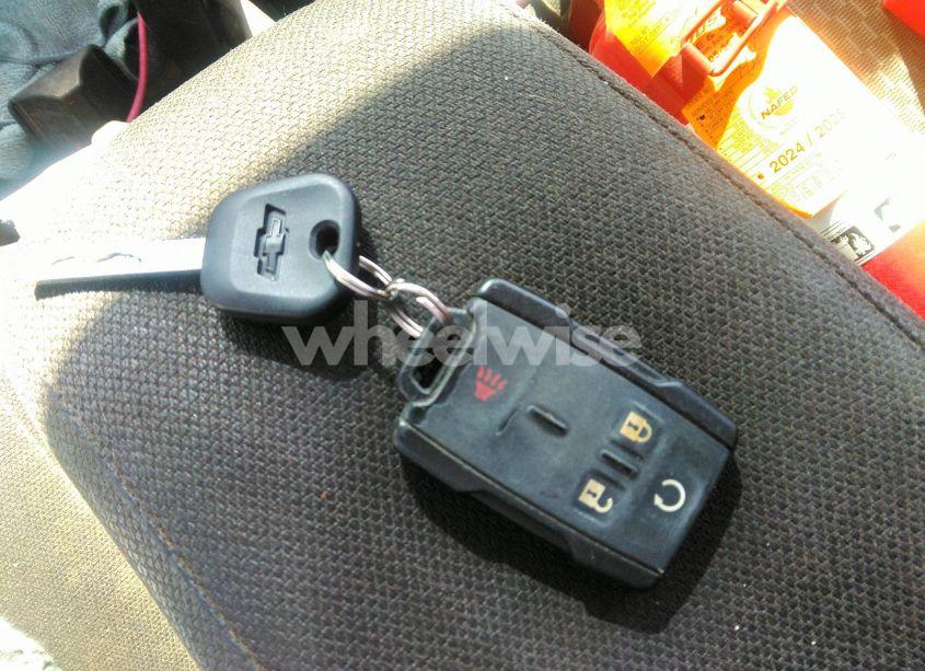 Photo 11 of 2017 Chevrolet Silverado 1500 1LT (VIN 3GCUKREC0HG239364)