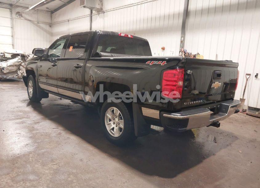 Photo 3 of 2017 Chevrolet Silverado 1500 1LT (VIN 3GCUKREC0HG239364)